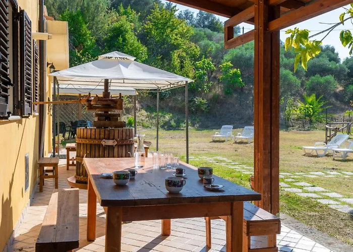 5 Bedroom Lovely Home In Roseto Degli Abruzzi